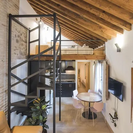 Madera Y Piedra - Aloha Apartamento *