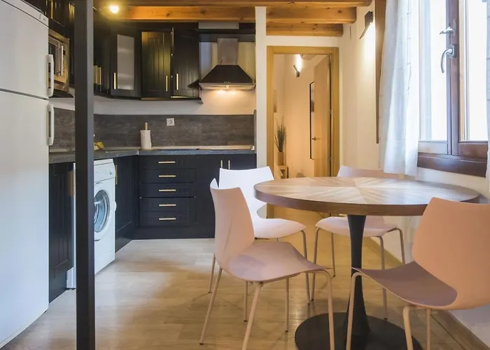 Madera Y Piedra - Aloha Apartment *