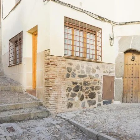 Madera Y Piedra - Aloha Apartamento Toledo